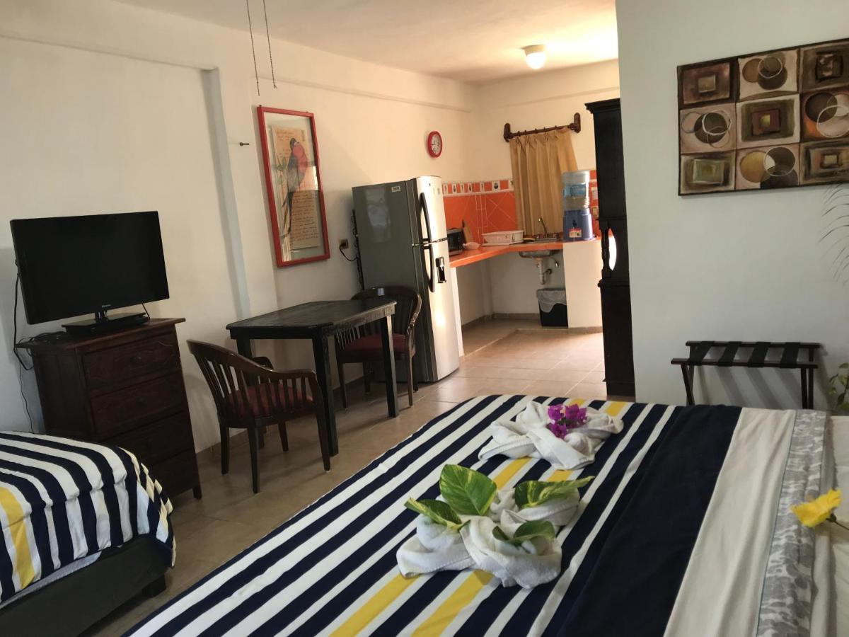 Suites Fenicia (Adults Only) Playa del Carmen Kültér fotó