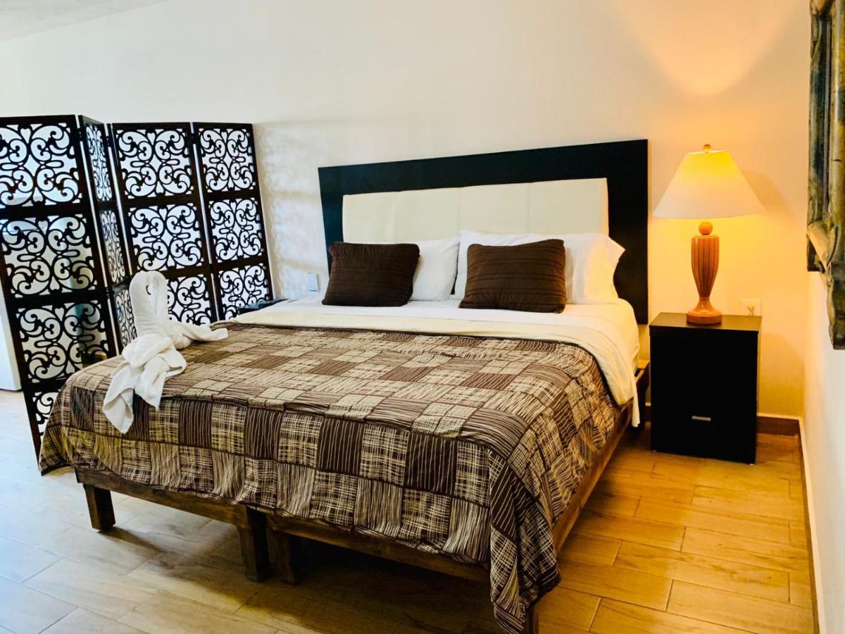 Suites Fenicia (Adults Only) Playa del Carmen Kültér fotó