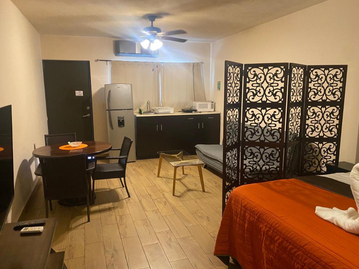 Suites Fenicia (Adults Only) Playa del Carmen Kültér fotó